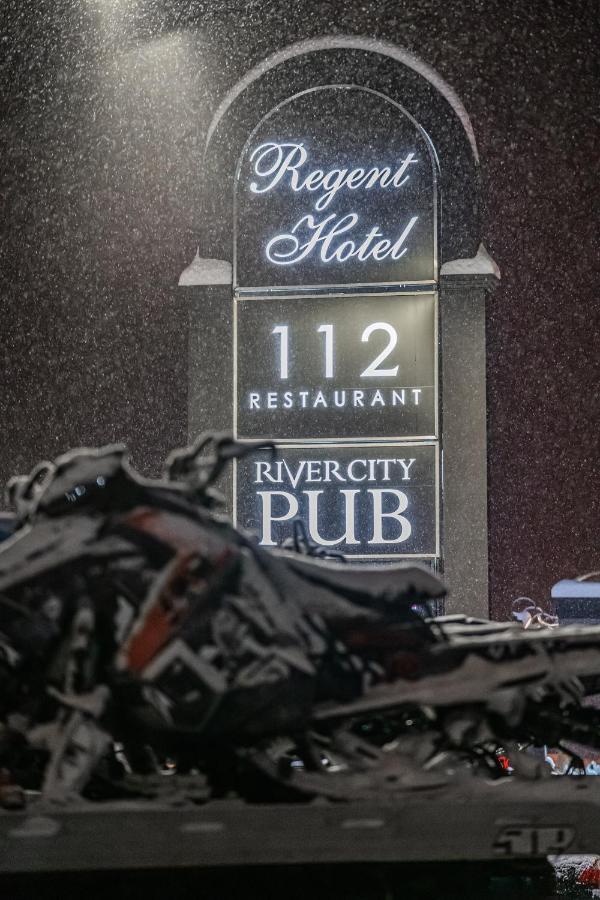 Regent Hotel Revelstoke Dış mekan fotoğraf